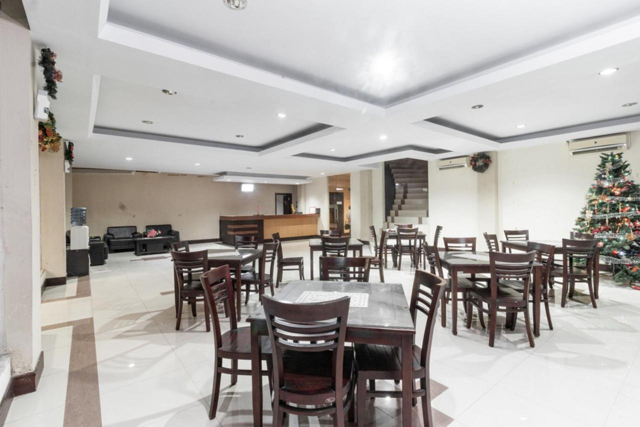 Reddoorz Near Bahu Mall Manado Malalayang Exterior photo